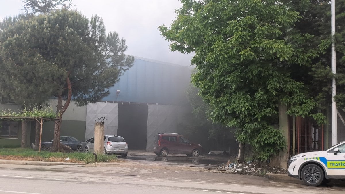 Bursa'da sunta fabrikasında korkutan yangın