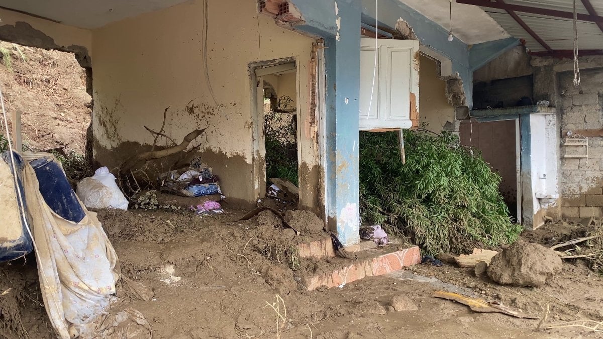 Hatay’da annesinin güvenli diye gönderdiği ev, 15 yaşındaki çocuğa mezar oldu