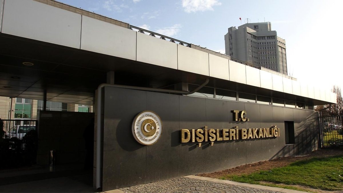 Dışişleri Bakanlığından Batı Trakya'da 8 Türk ilkokulunu kapatan Yunanistan’a tepki