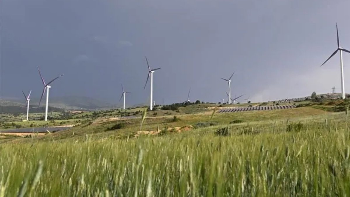 En yüksek elektrik tüketimi saat 12.00'de gerçekleşti