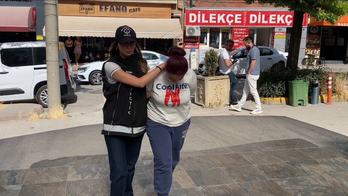 Eskişehir'de narkotik operasyonu: Midesinden 432 gram uyuşturucu çıktı