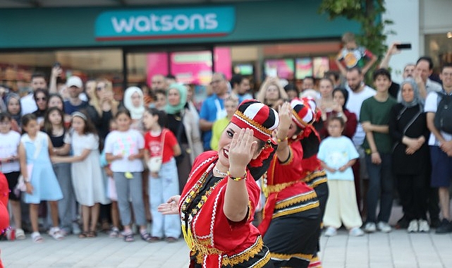Festival Coşkusu İnegöl'ün Dört Bir Yanında