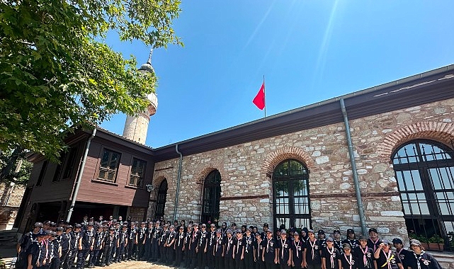 İzciler, "Gez-Gör" ile Kocaeli'yi adım adım keşfetti