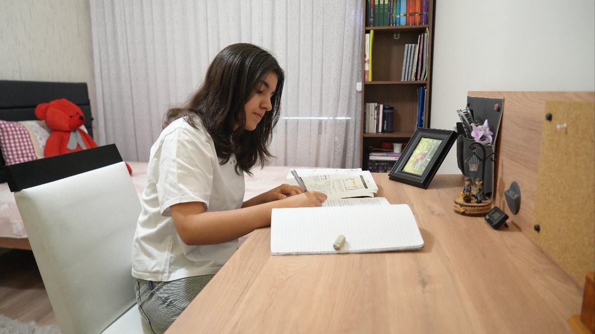 LGS şampiyonu Zeynep, başarının formülünü paylaştı