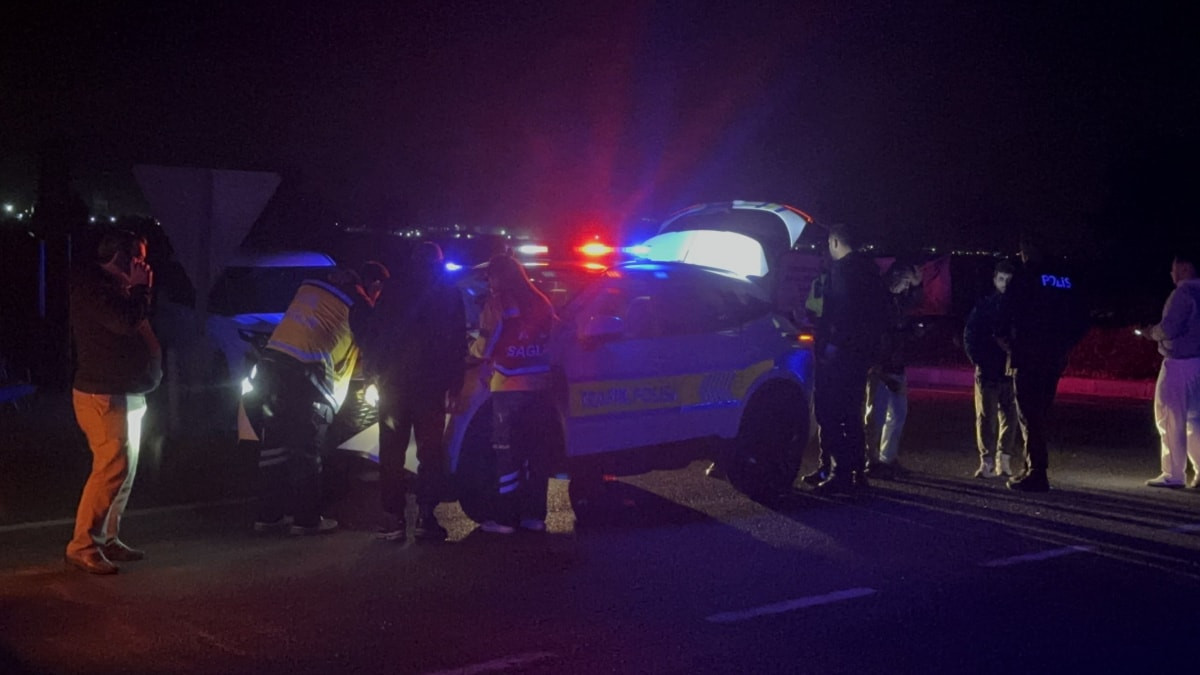 Tekirdağ'da facianın eşiğinden dönülen trafik kazası: Araçlardan biri yan yattı