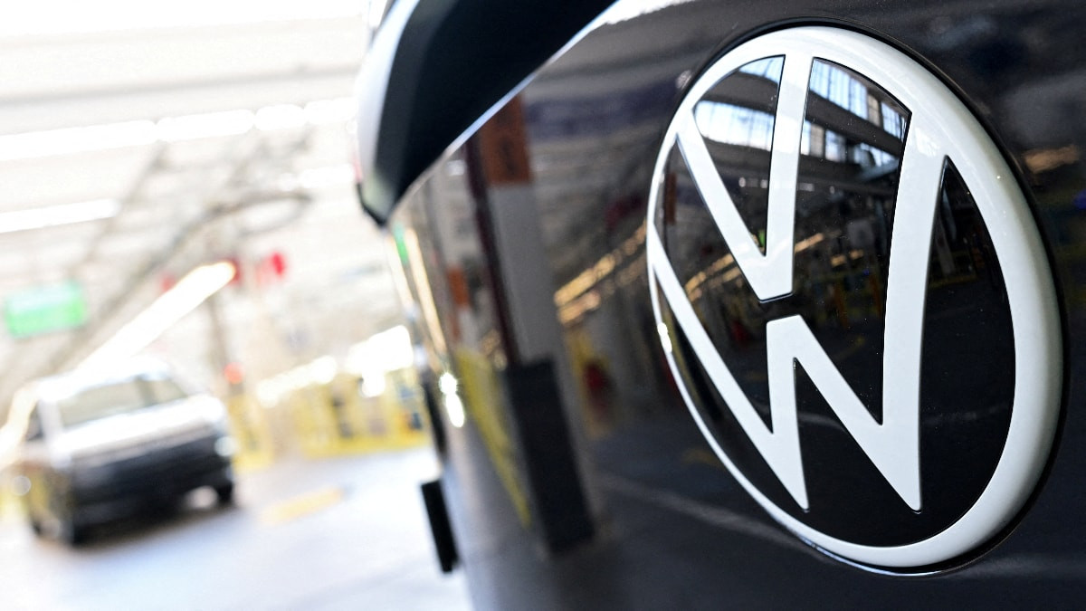 Volkswagen'de kriz derinleşiyor: 50 bin kişi işten çıkarıldı