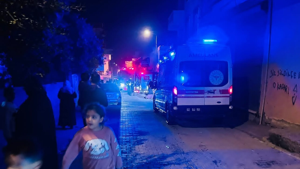Adıyaman'da evde çıkan yangın paniğe neden oldu